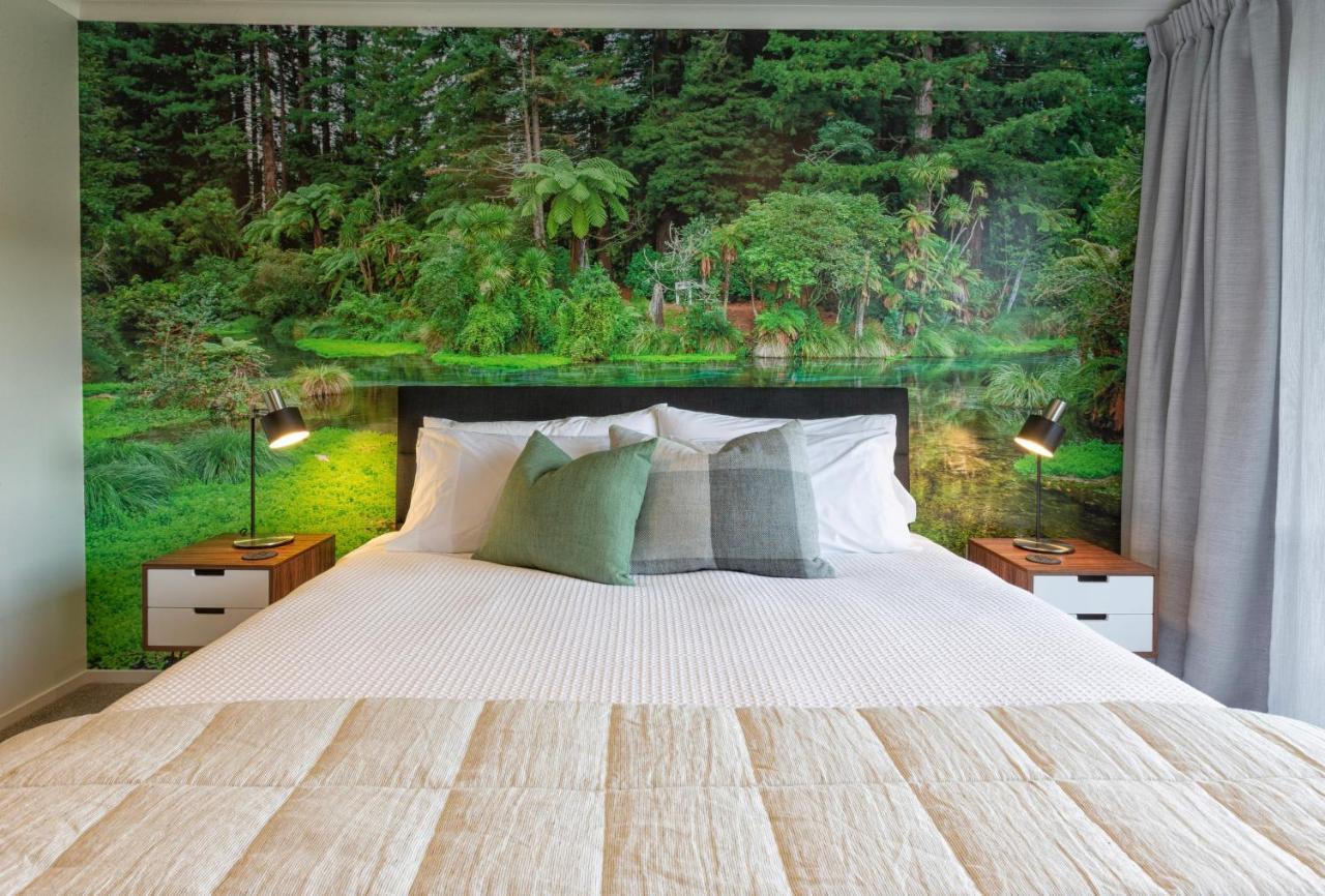 Parkside Boutique Lodge Роторуа Екстериор снимка